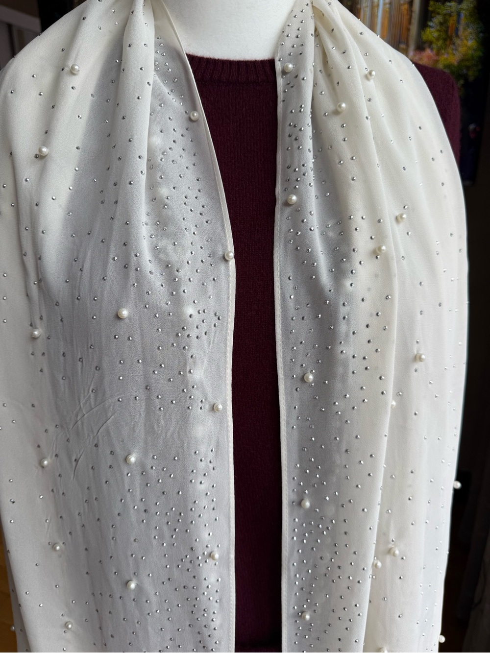 Elegant Ivory Pearl & Crystal Embellished Scarf